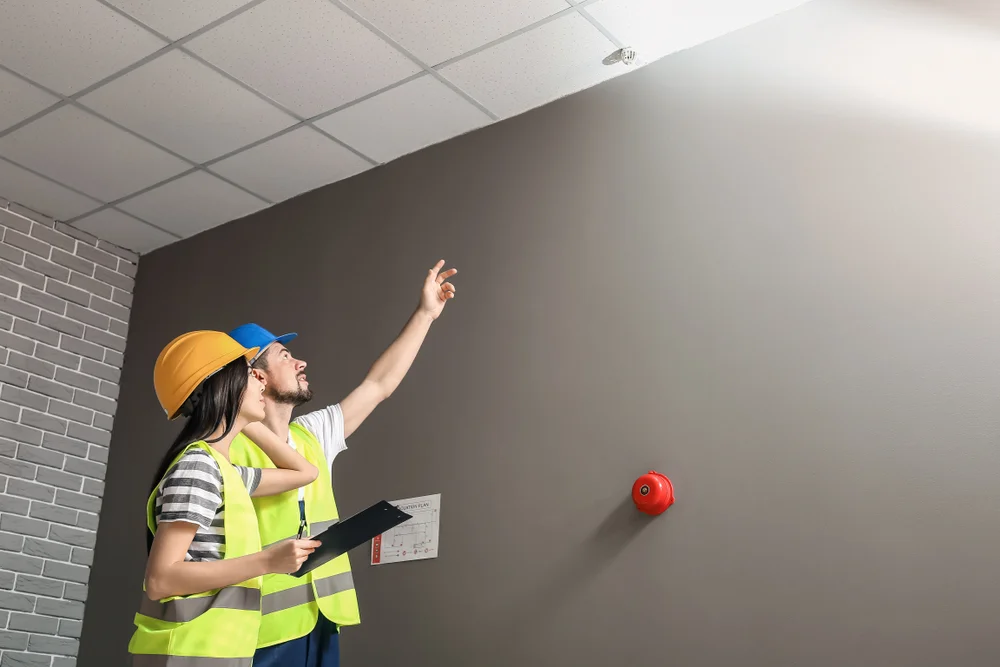 De beste voorbereiding voor vliesbehang in Amersfoort is de ondergrond. Zorgt dat deze vlak en geschuurd is voor een optimale hechting met het vlies.